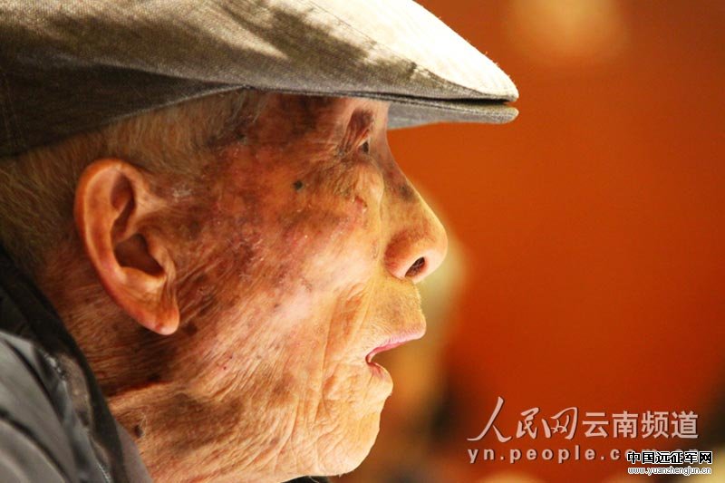 朱铭富，96岁，原忠义救国军南京行动总队中校。（人民网记者 李发兴 摄）
